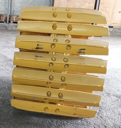 Гусеница в сборе 203MM-42411 1100мм Гусеница в сборе 203MM-42411 1100мм